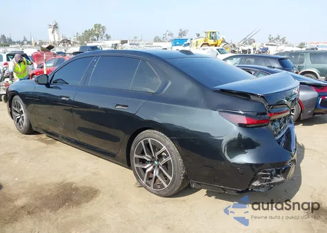 2024 BMW 740 I z USA, uszkodzony, nr VIN WBA23EH03RCR2A543